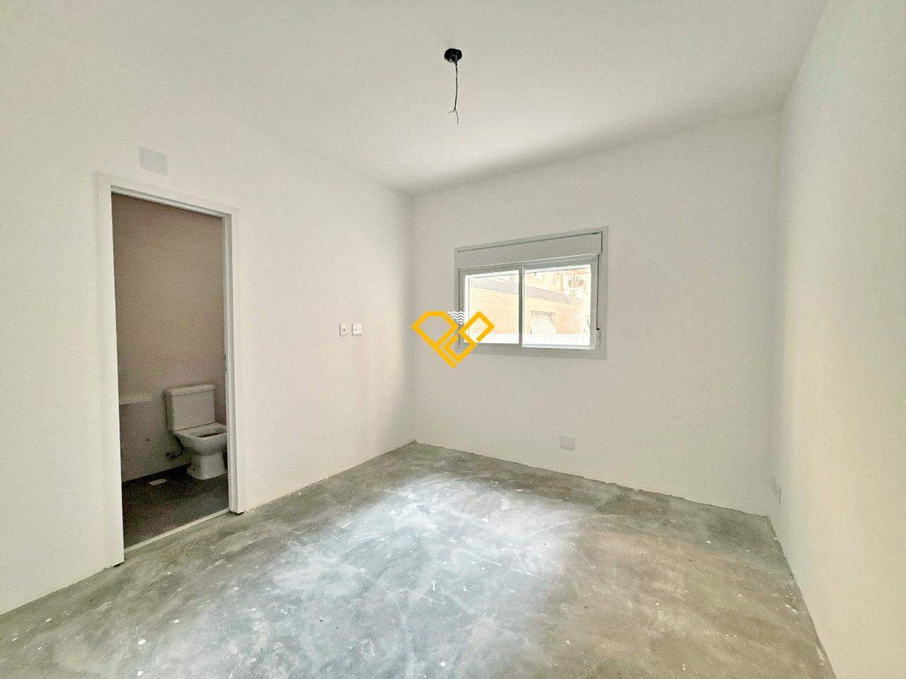 Apartamento à venda no Embaré: Suíte 1