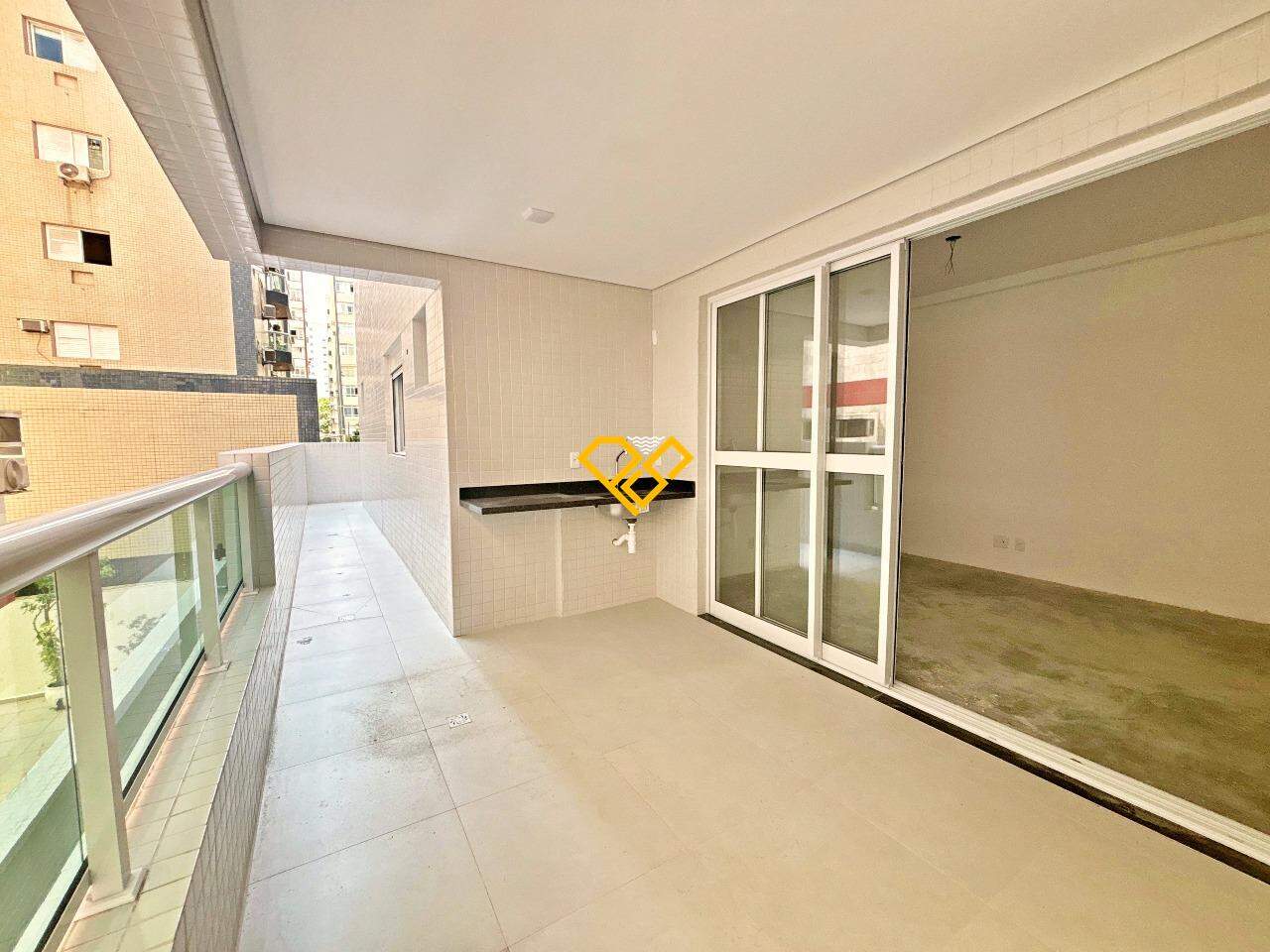 Apartamento à venda no Embaré: Varanda