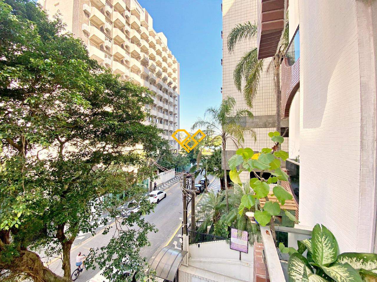 Apartamento à venda no Aparecida: Vista da suíte