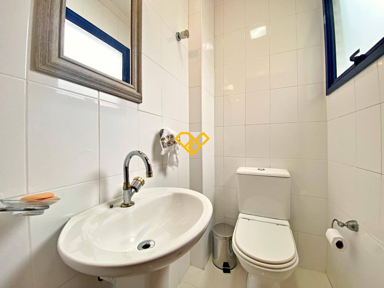 Apartamento à venda no Ponta da Praia: Lavabo