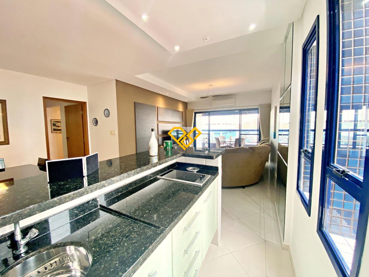 Apartamento à venda no Ponta da Praia: Sala