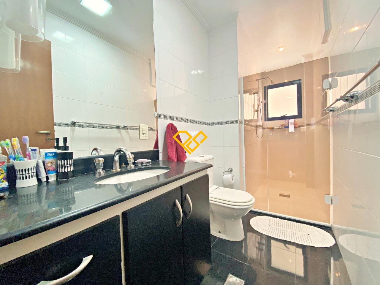 Apartamento à venda no Ponta da Praia: Wc social