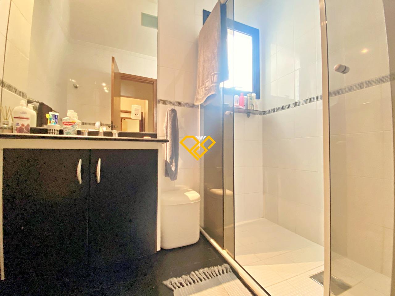 Apartamento à venda no Ponta da Praia: Wc suíte