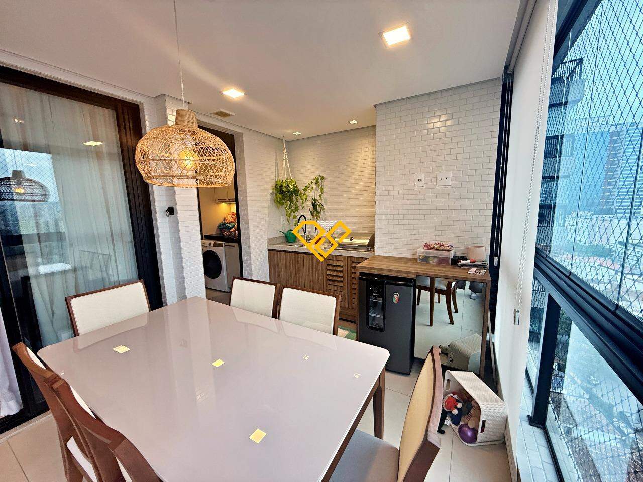 Apartamento à venda no Aparecida: Varanda