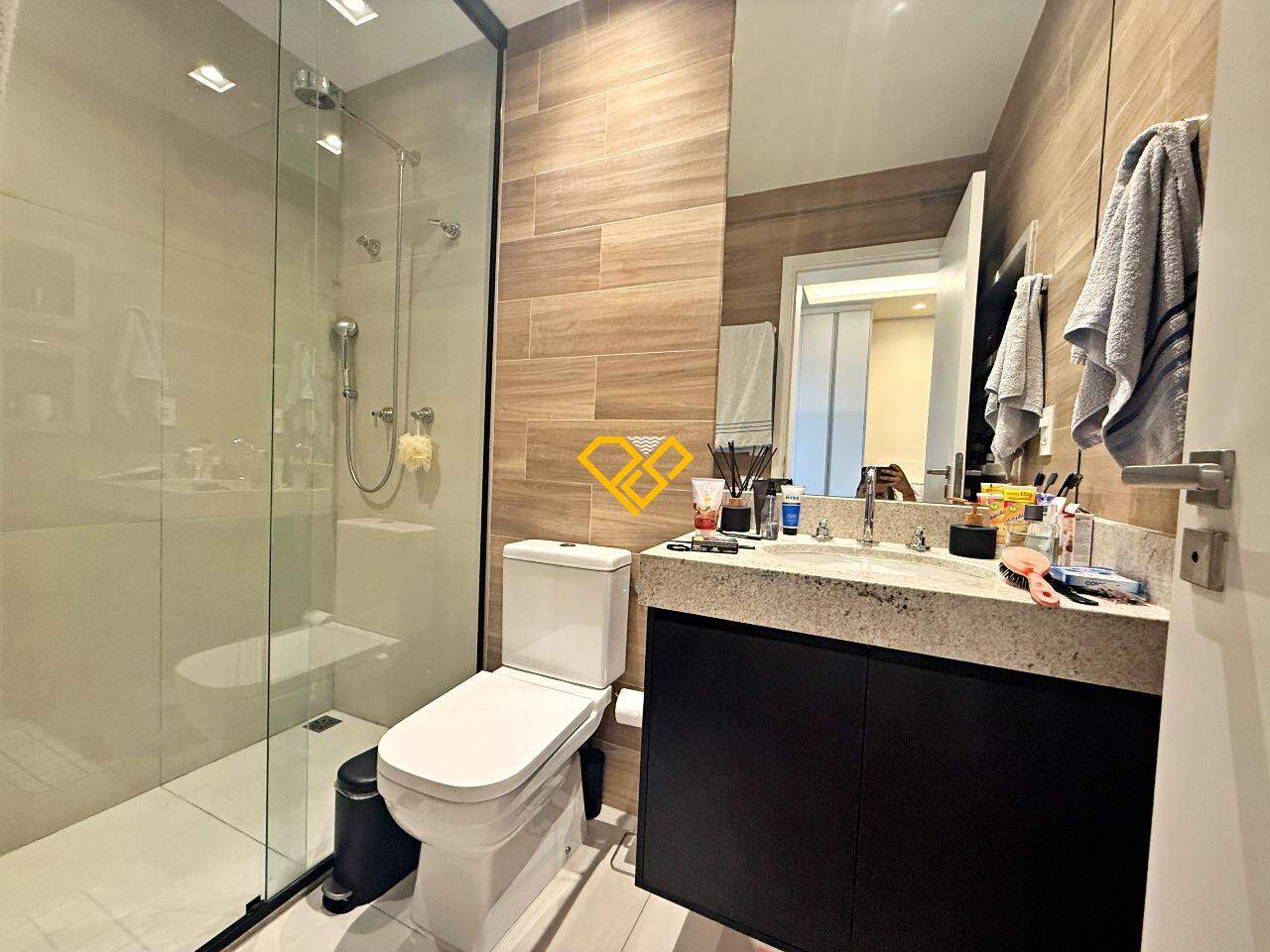 Apartamento à venda no Aparecida: Wc suíte 1