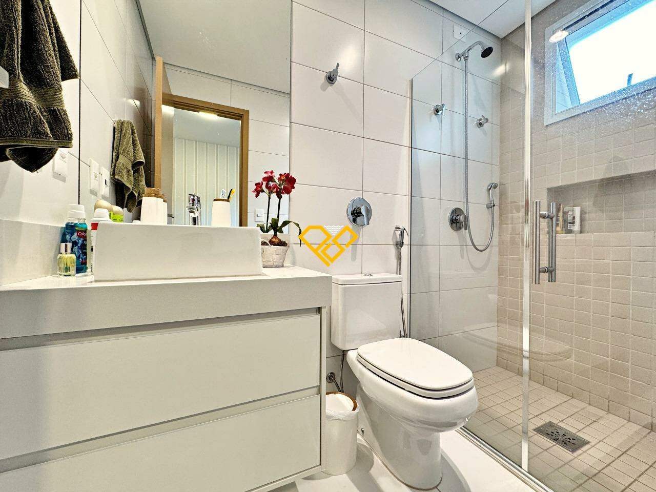 Apartamento à venda no Aparecida: Wc suíte 1