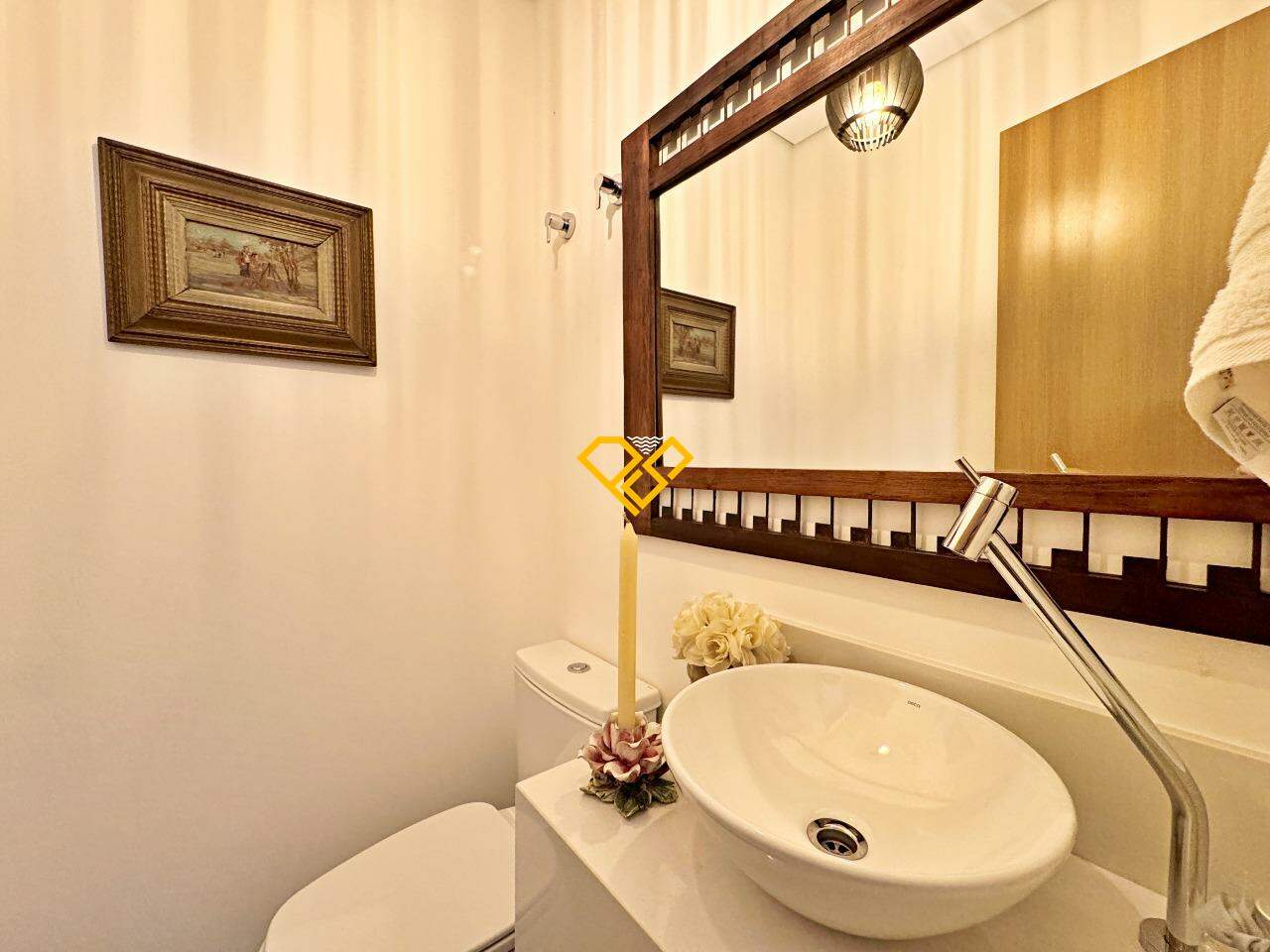 Apartamento à venda no Aparecida: Lavabo