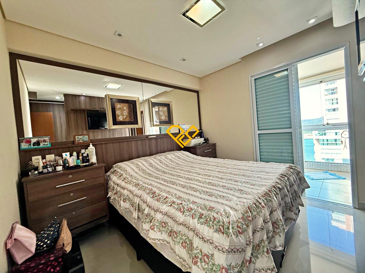 Apartamento à venda no Ponta da Praia: Suíte 1 - master