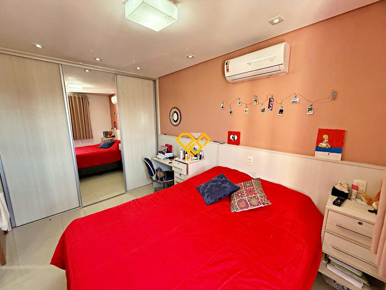 Apartamento à venda no Ponta da Praia: Suíte 2