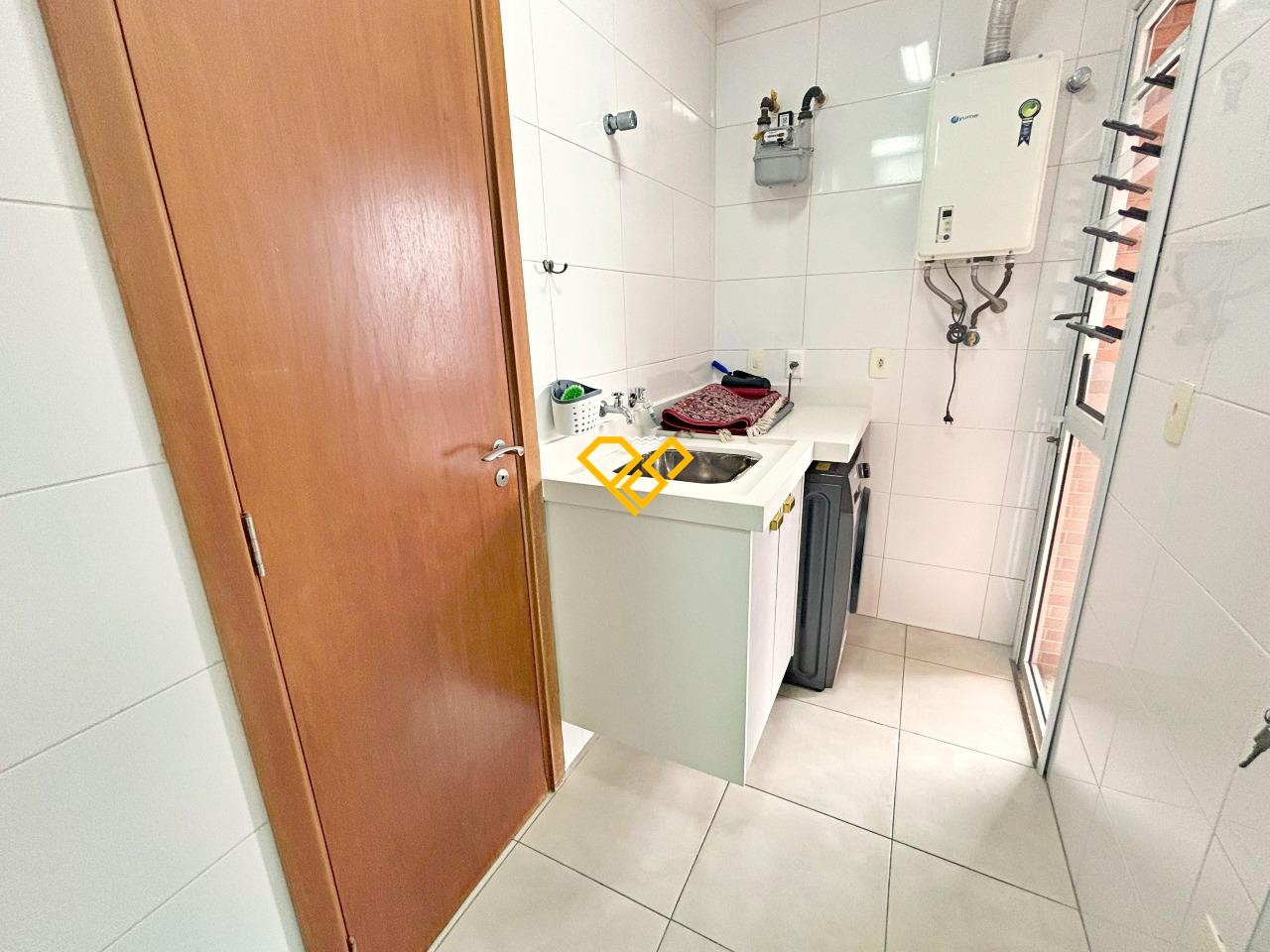 Garden à venda no Gonzaga: Área de serviço