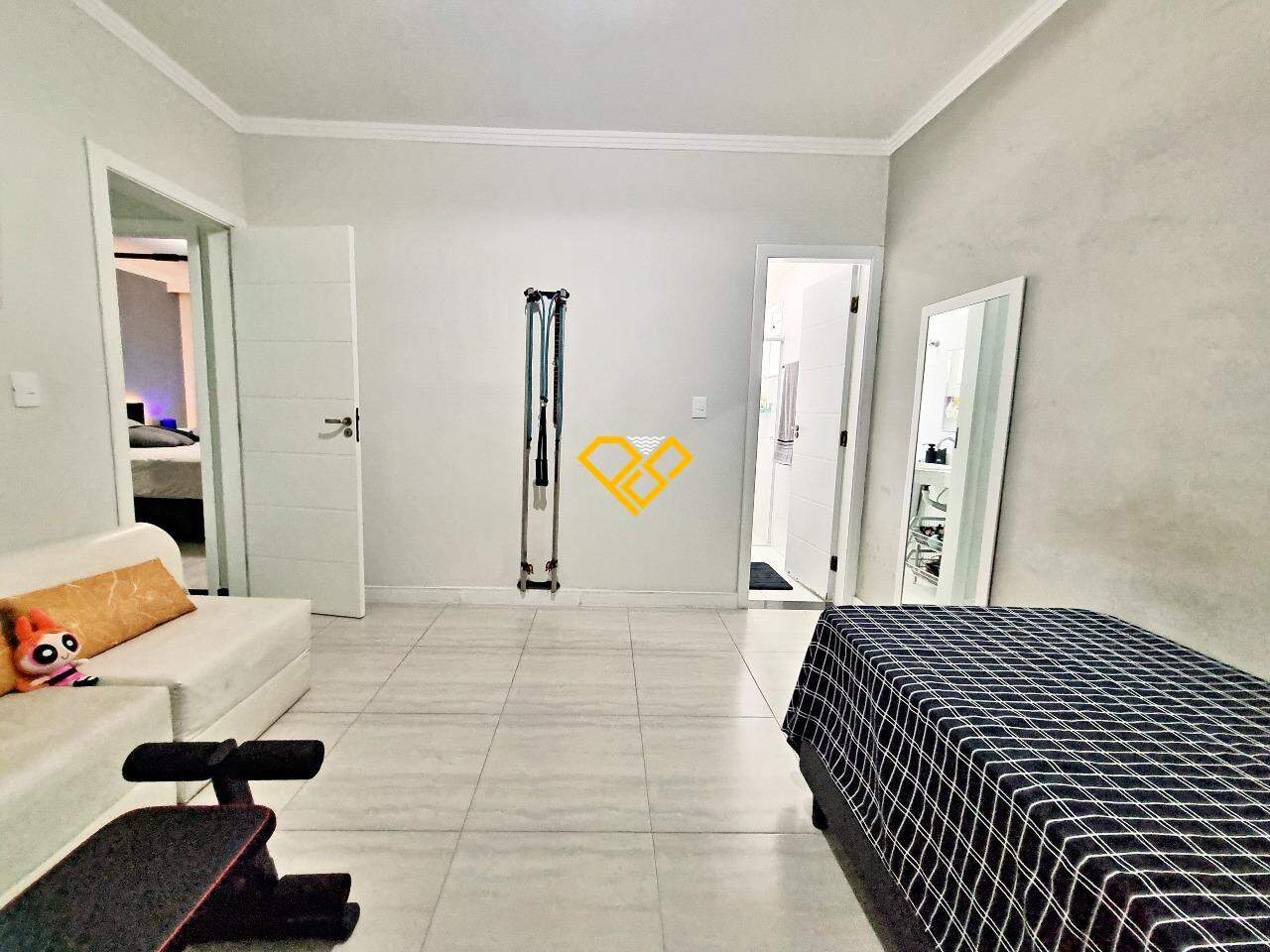 Casa à venda no Embaré: 