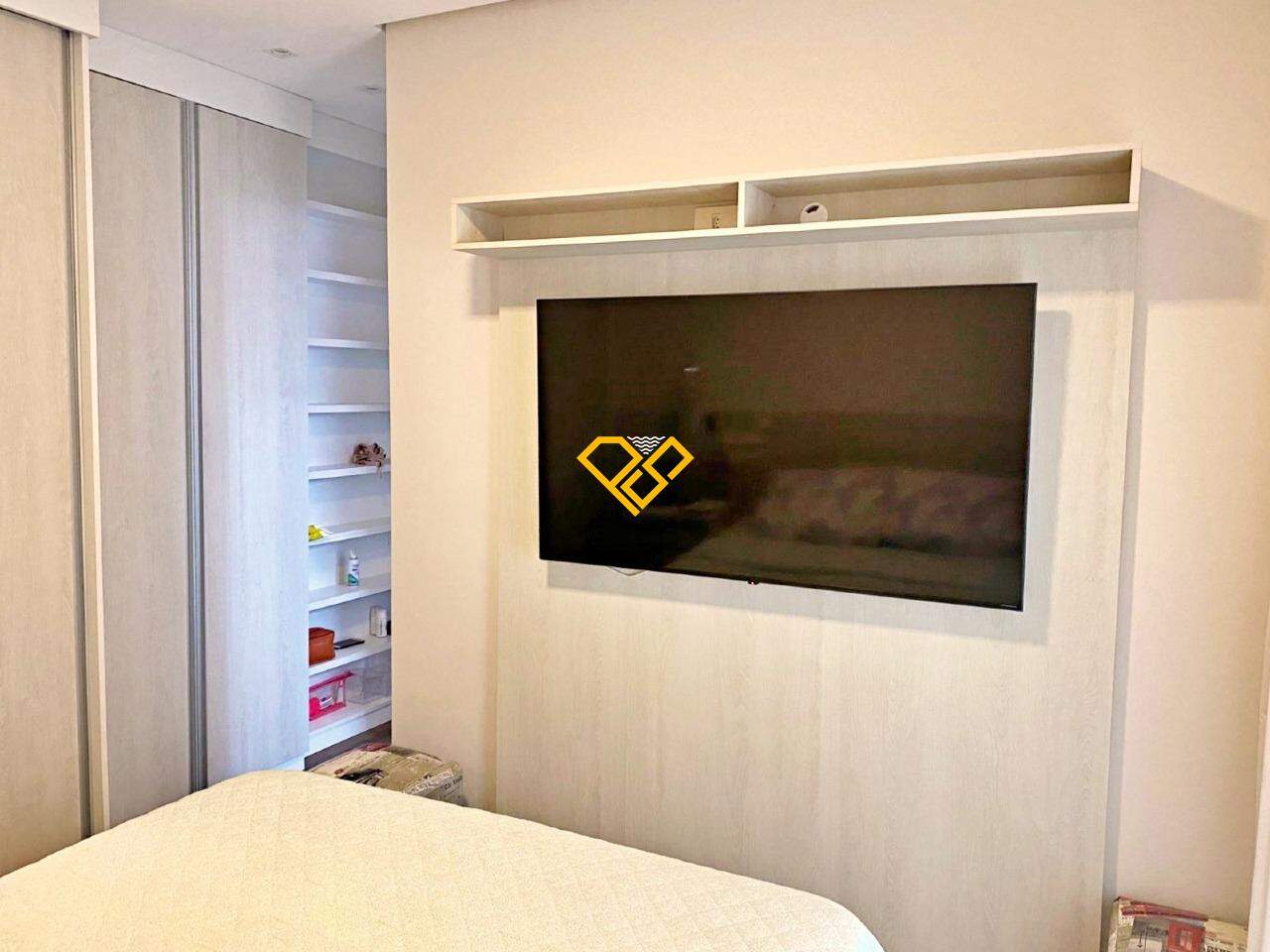 Apartamento à venda no Embaré: Dormitório 1 - suíte