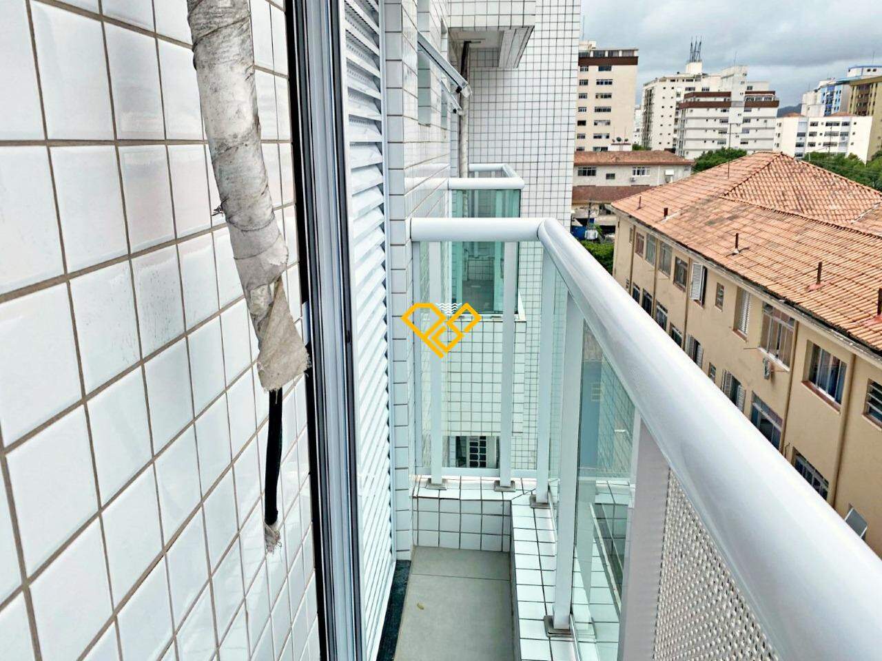 Apartamento à venda no Embaré: Varanda