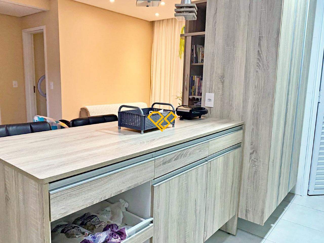 Apartamento à venda no Embaré: Cozinha