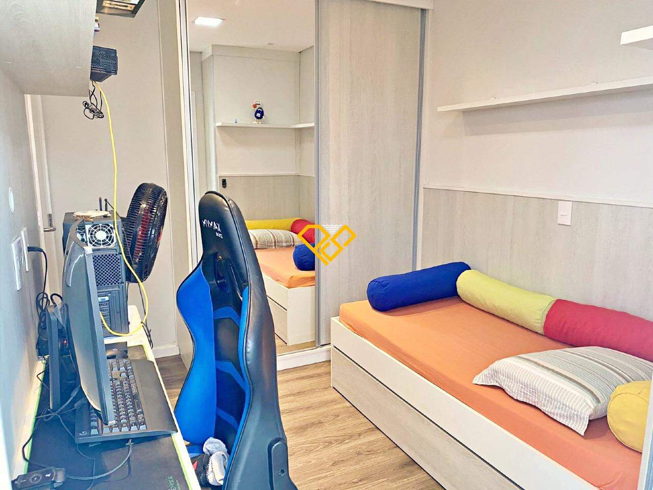 Apartamento à venda no Embaré: DOrmitório 2