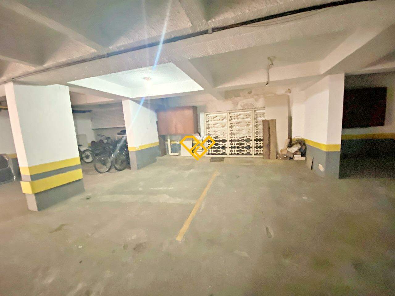 Apartamento para aluguel no Boqueirão: Garagem