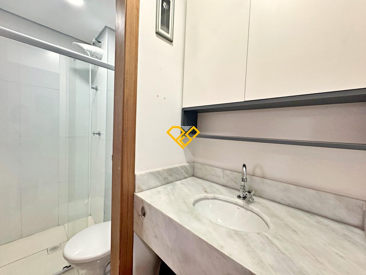 Apartamento à venda no Macuco: Wc social