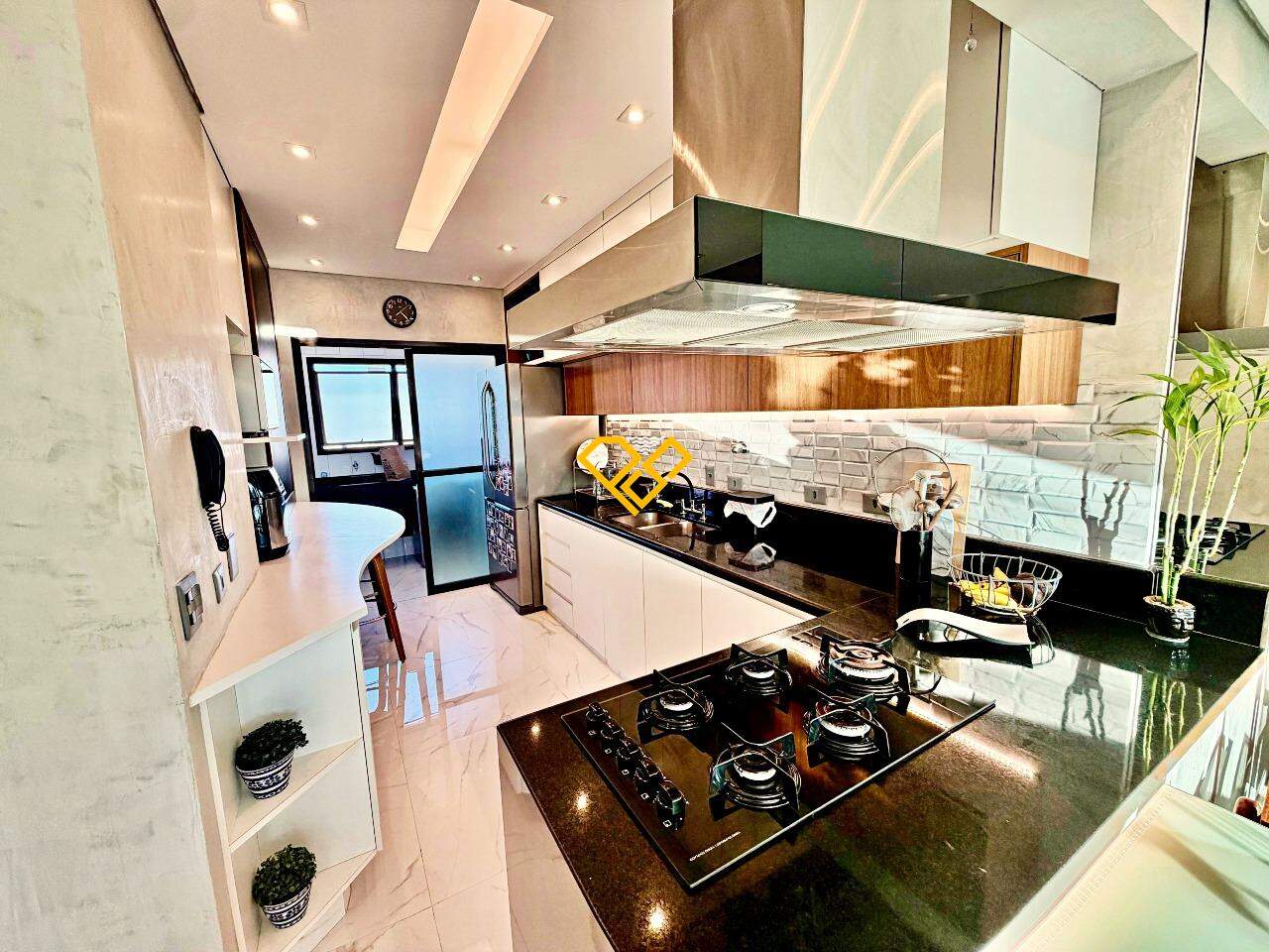 Apartamento à venda no Gonzaga: Cozinha