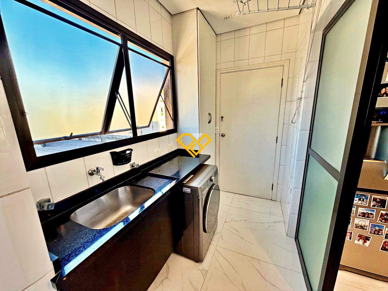 Apartamento à venda no Gonzaga: Área de serviço