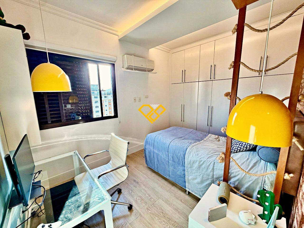 Apartamento à venda no Gonzaga: Dormitório 1 - suíte