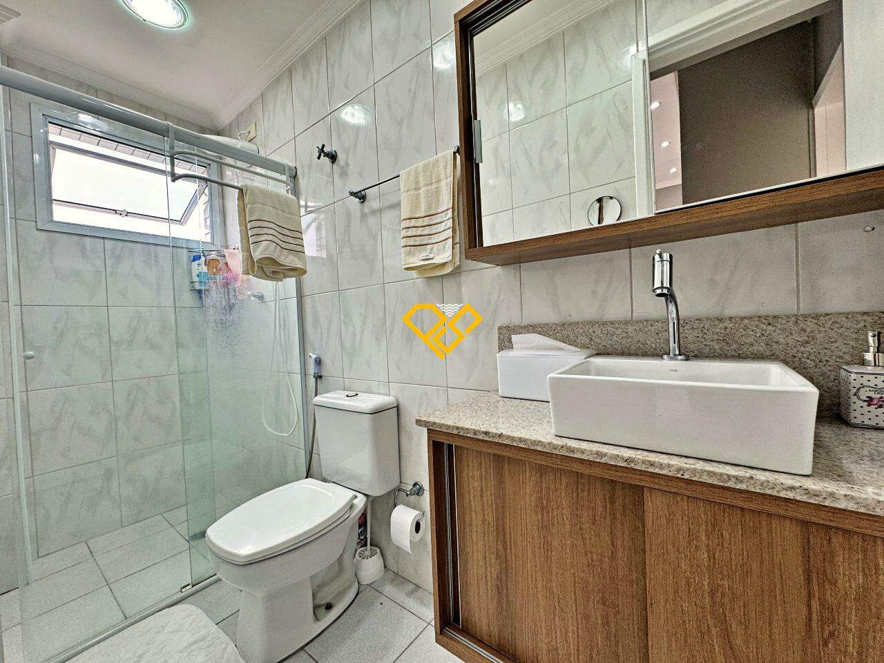 Cobertura à venda no Campo Grande: Wc suíte 1