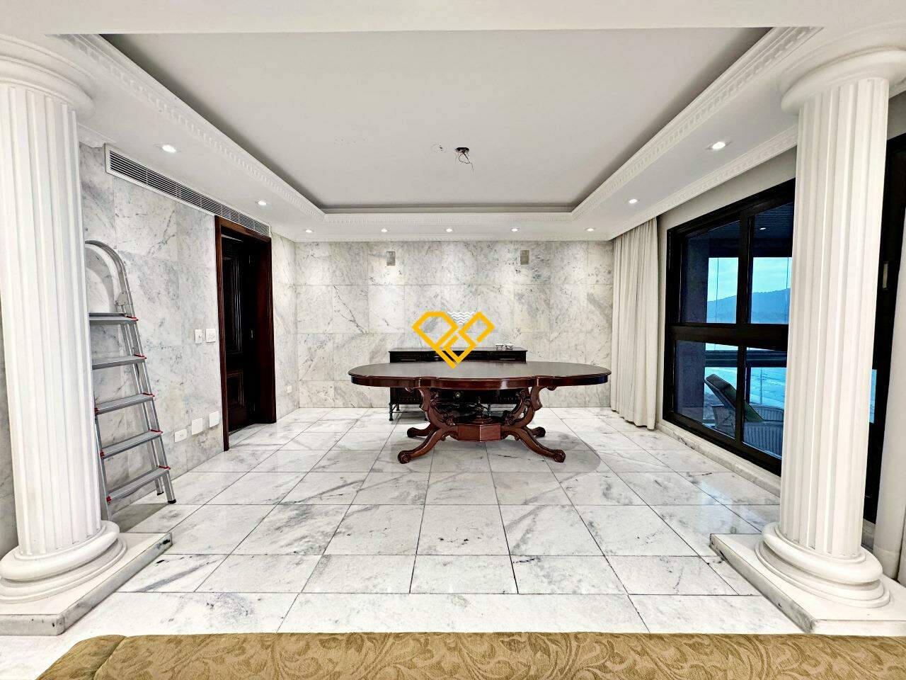 Apartamento à venda no Aparecida: Sala
