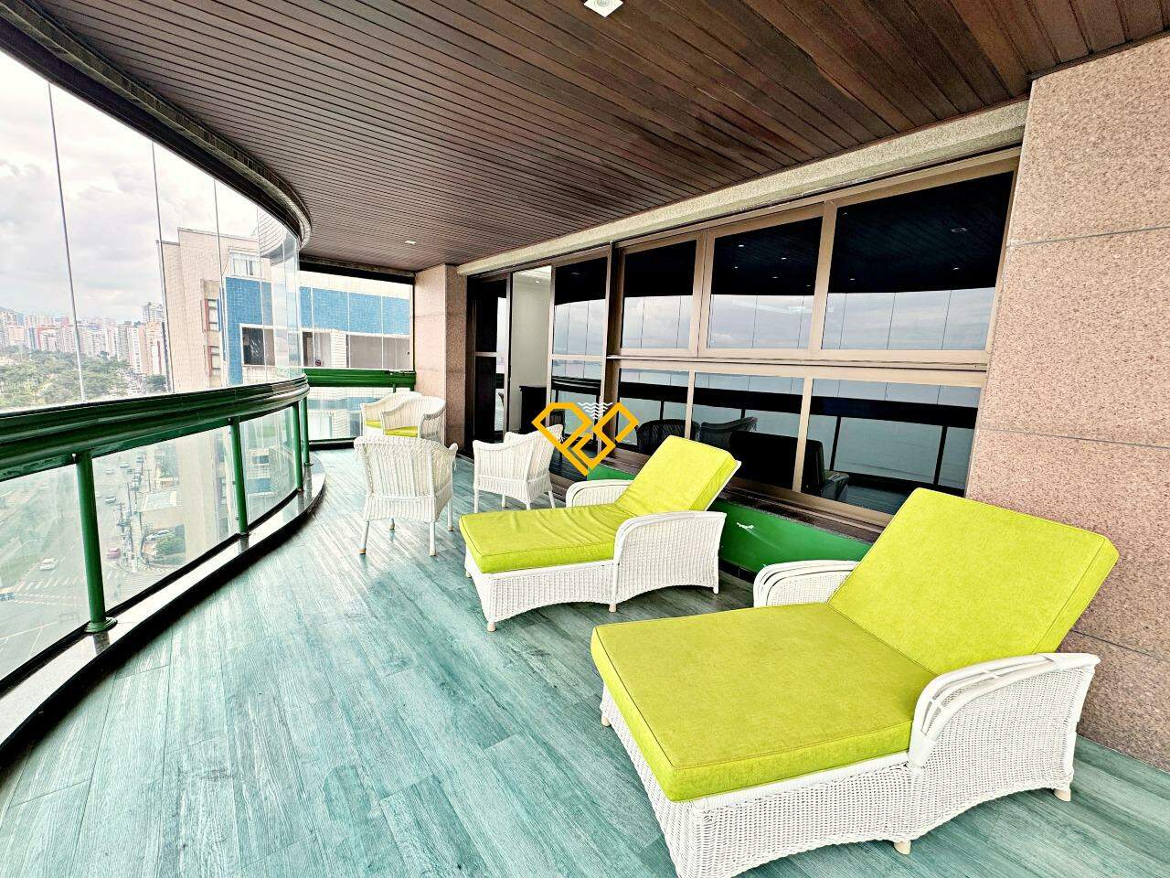 Apartamento à venda no Aparecida: Varanda