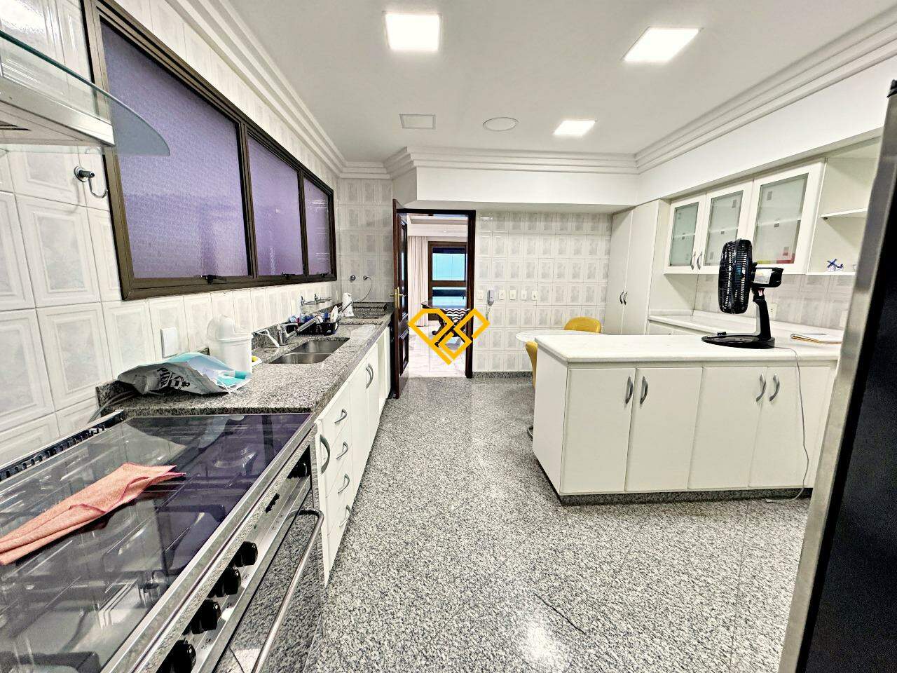 Apartamento à venda no Aparecida: Cozinha