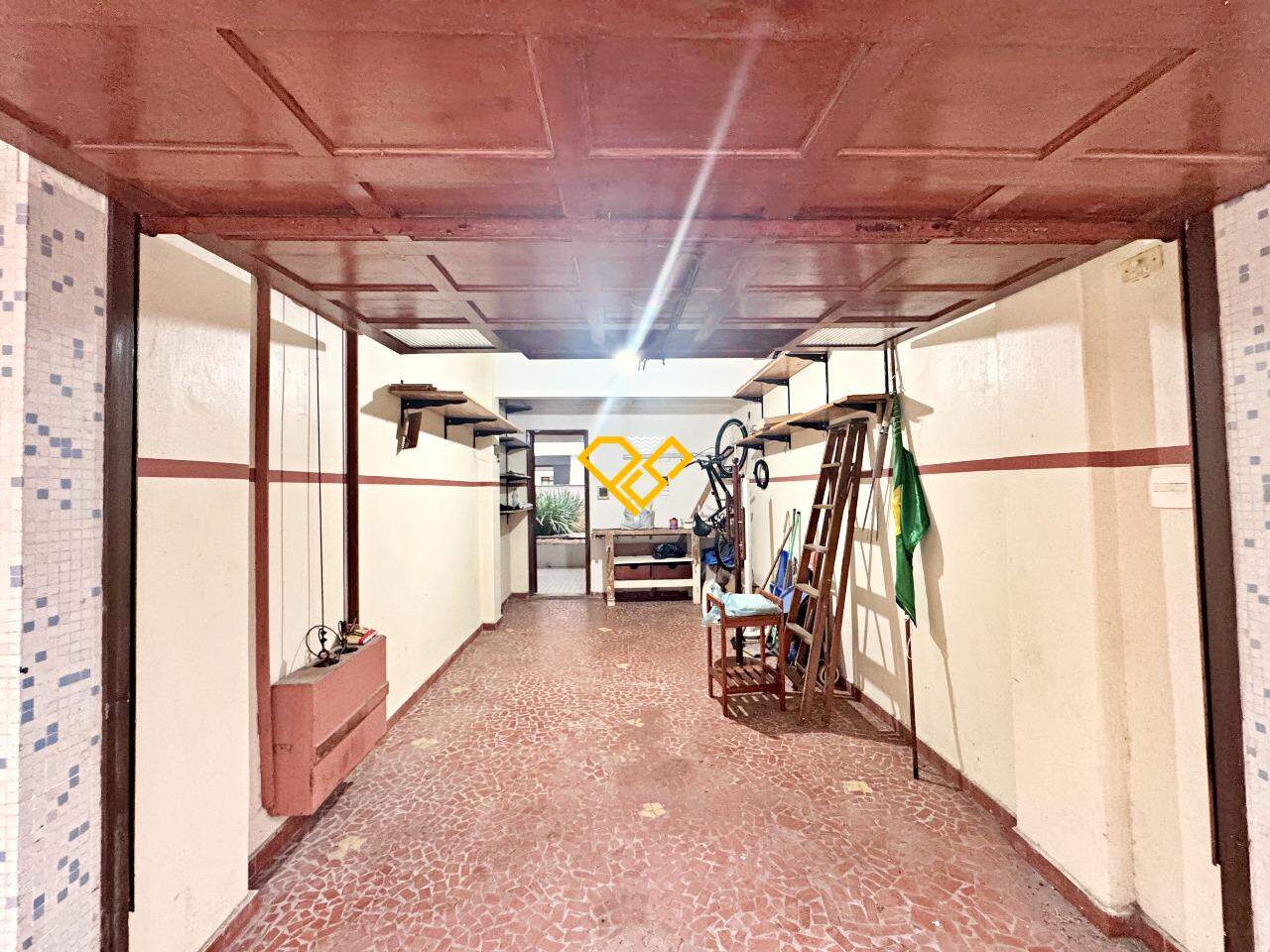Apartamento à venda no Boqueirão: Garagem fechada
