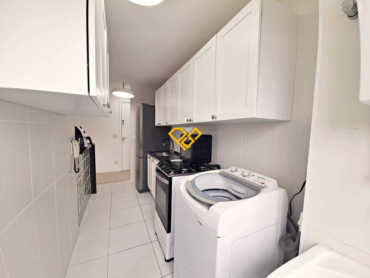 Apartamento Duplex à venda no José Menino: Área de serviço