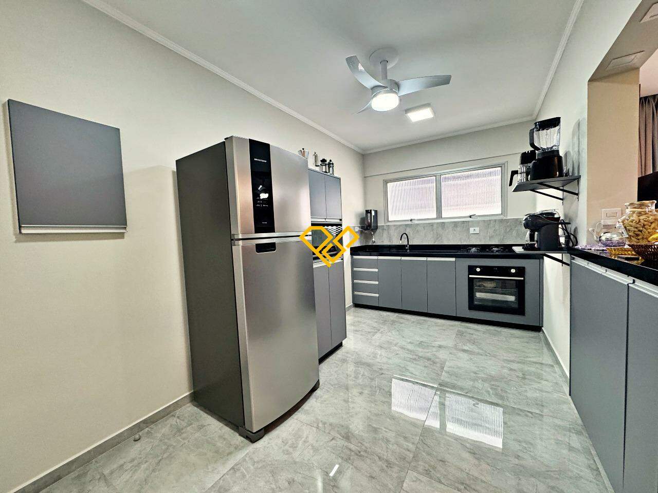 Apartamento à venda no Aparecida: Cozinha