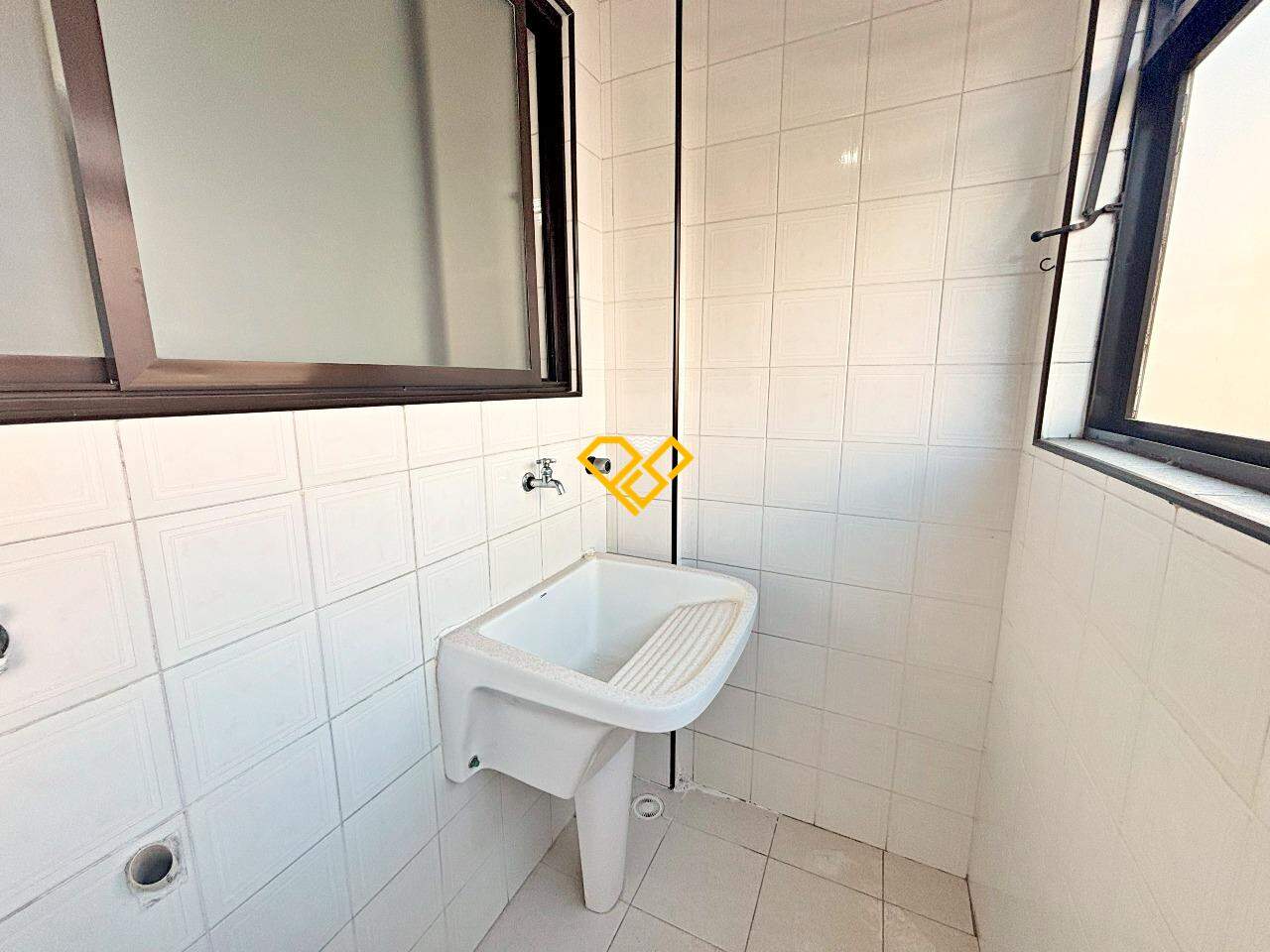 Apartamento à venda no Campo Grande: Área de serviço