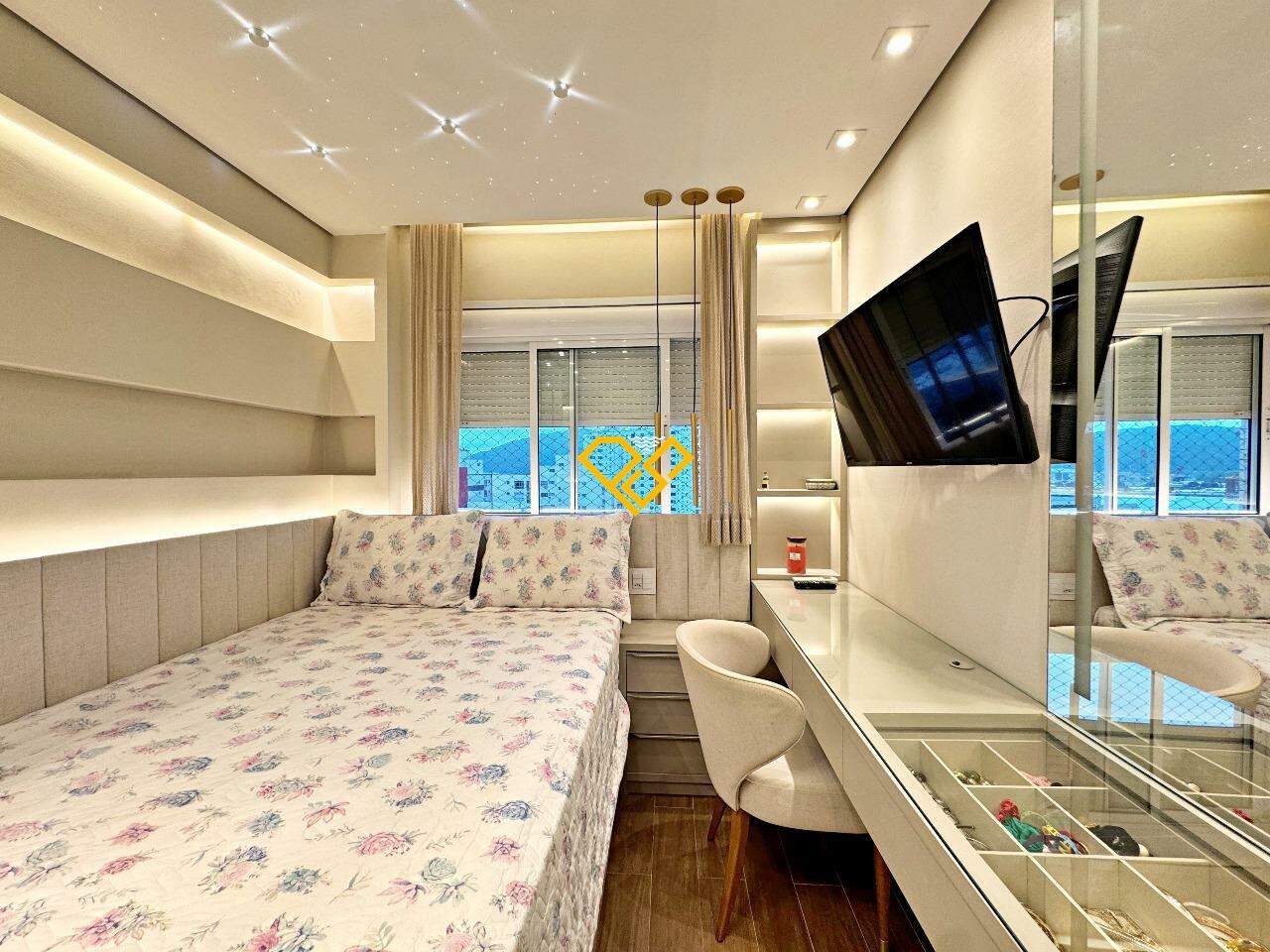 Apartamento à venda no Ponta da Praia: Dormitório 2