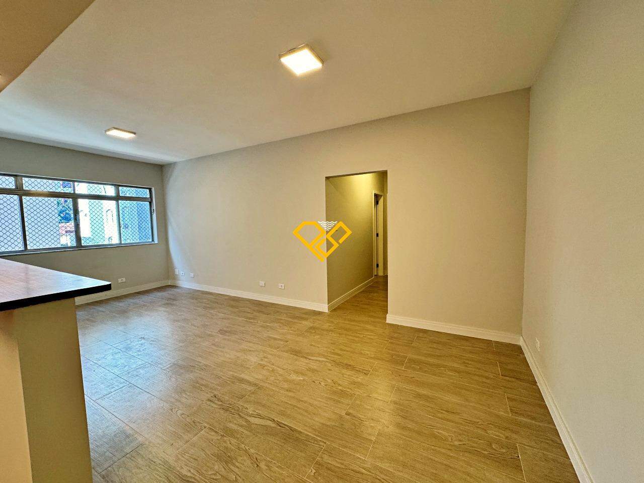 Apartamento à venda no Ponta da Praia: Sala