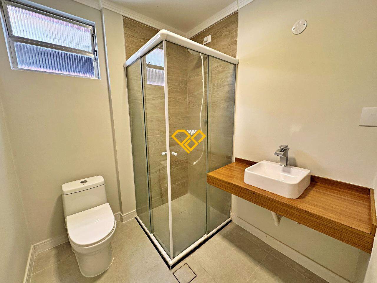 Apartamento à venda no Ponta da Praia: Wc suíte