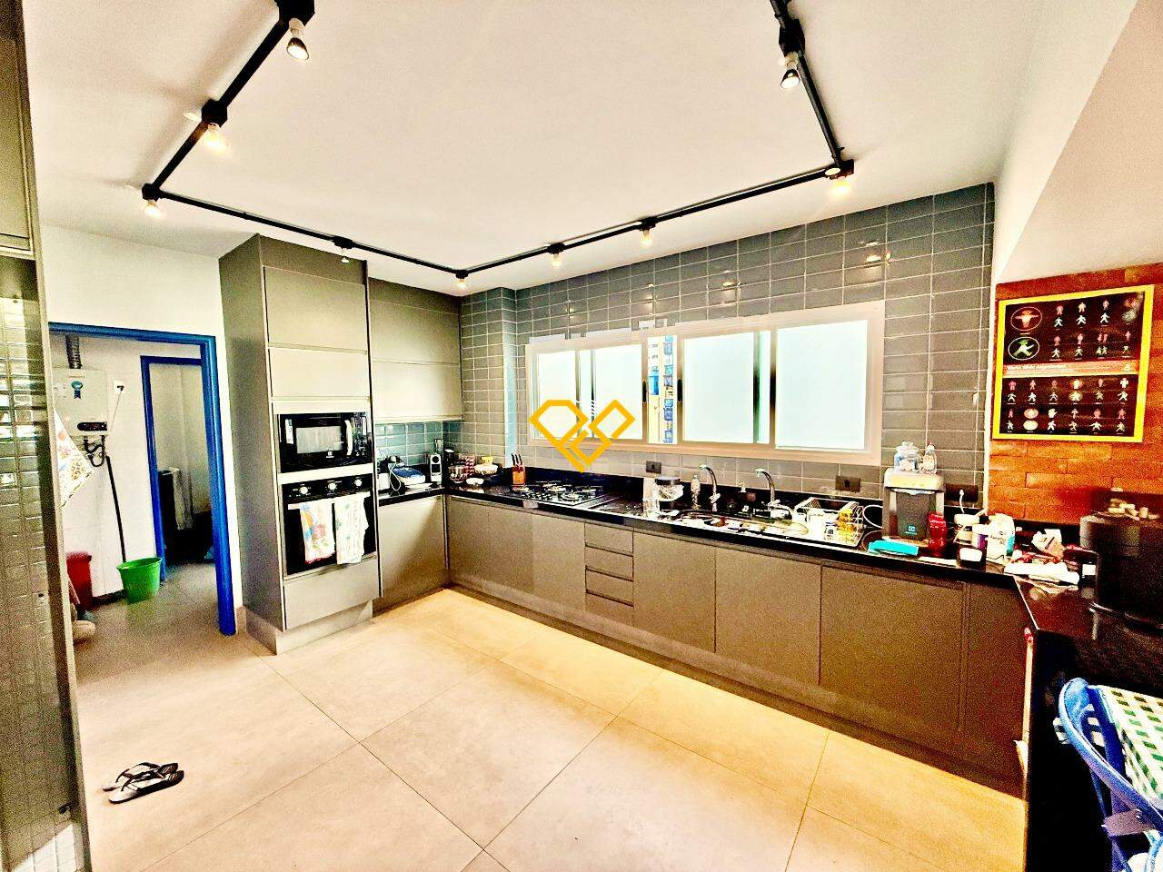 Apartamento à venda no Ponta da Praia: Cozinha
