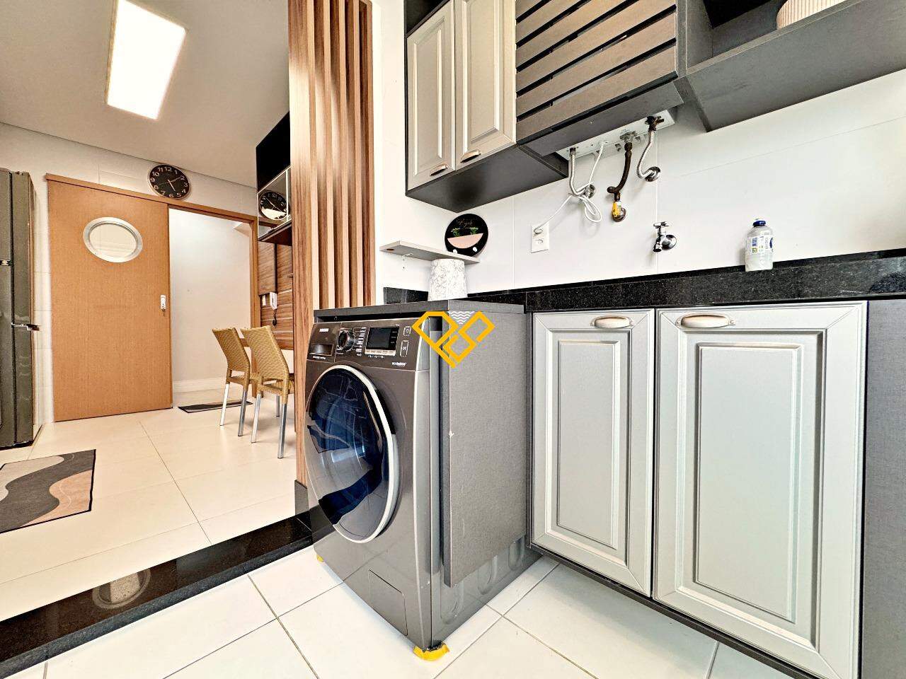 Apartamento para aluguel no Gonzaga: Área de serviço