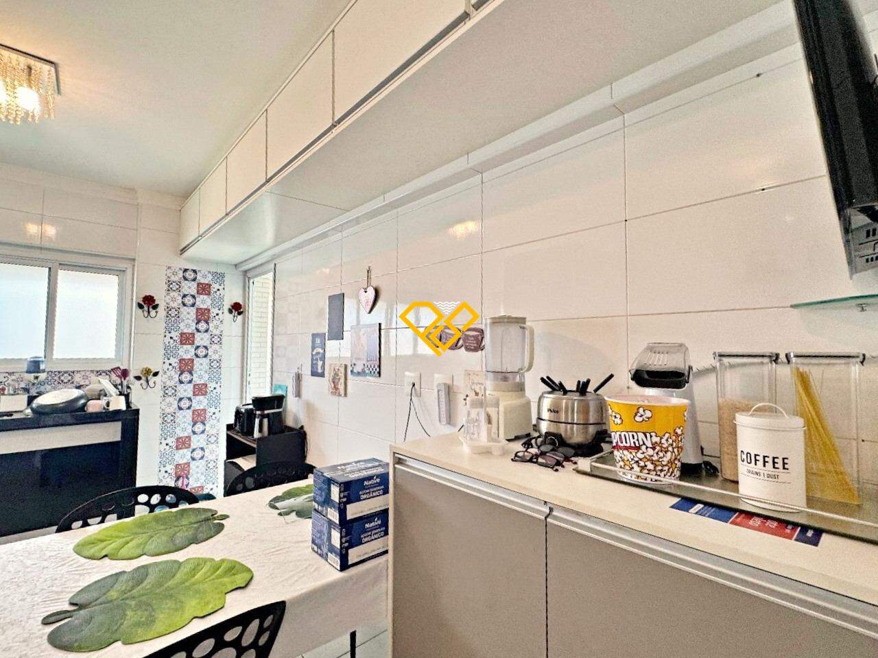 Apartamento à venda no Gonzaga: Cozinha