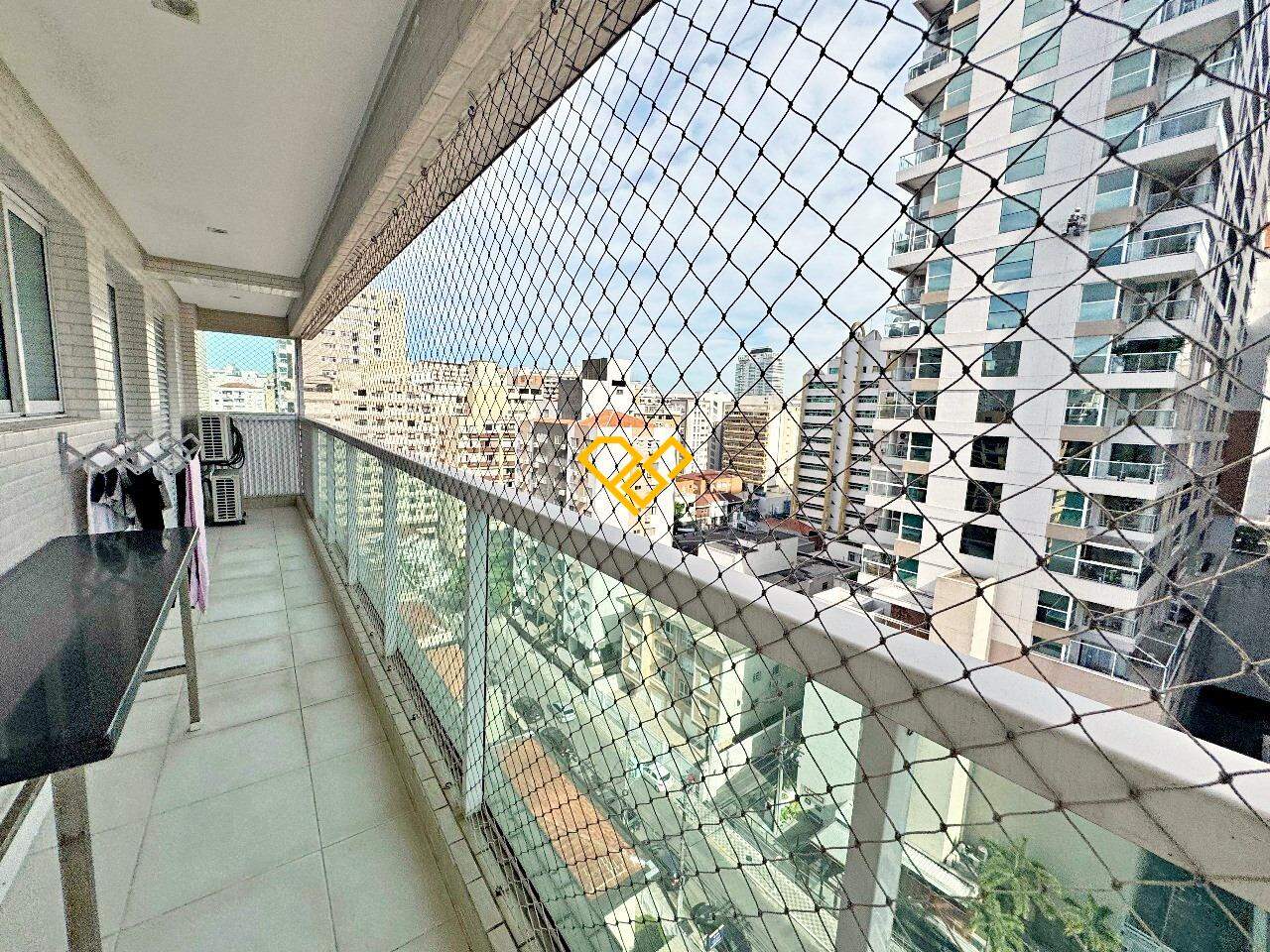 Apartamento à venda no Gonzaga: Varanda