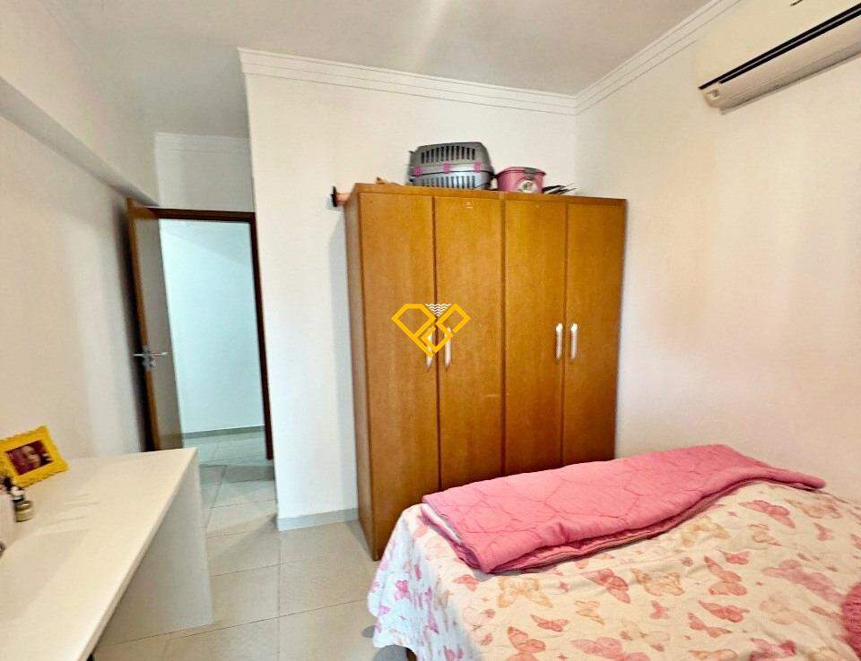 Apartamento à venda no Gonzaga: Suíte 2