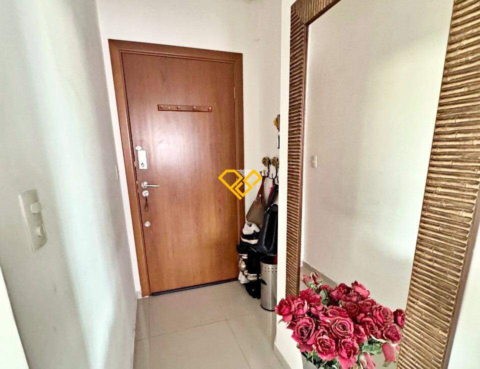 Apartamento à venda no Gonzaga: Entrada