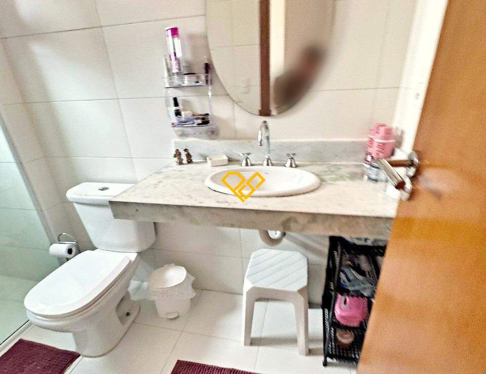 Apartamento à venda no Gonzaga: Wc suíte 2