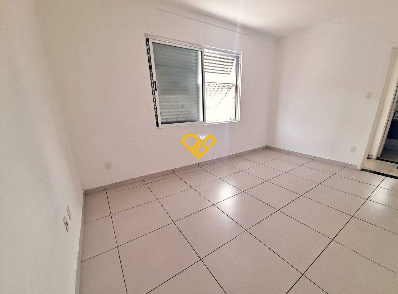 Apartamento à venda no Embaré: Dormitório 1