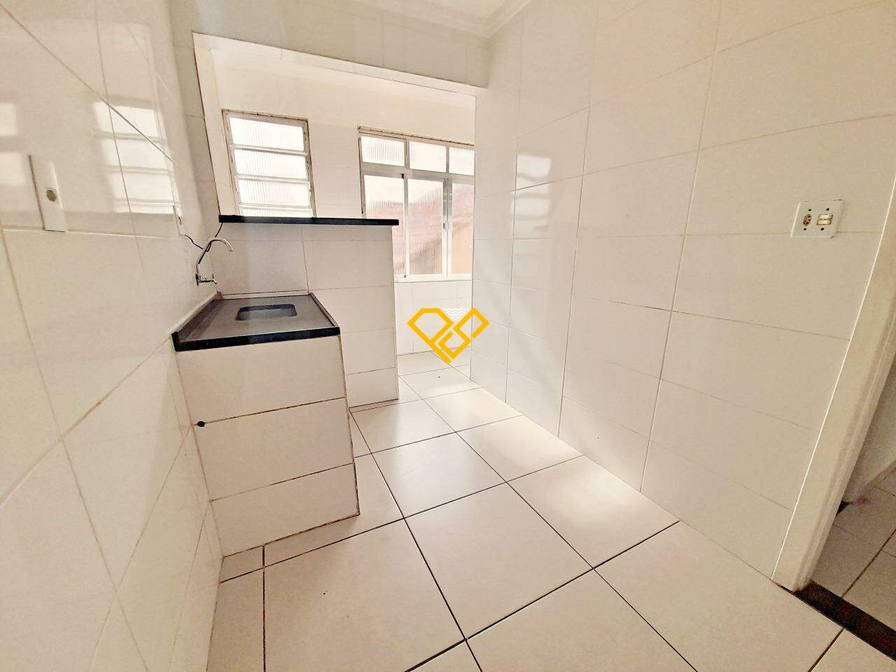 Apartamento à venda no Embaré: Cozinha