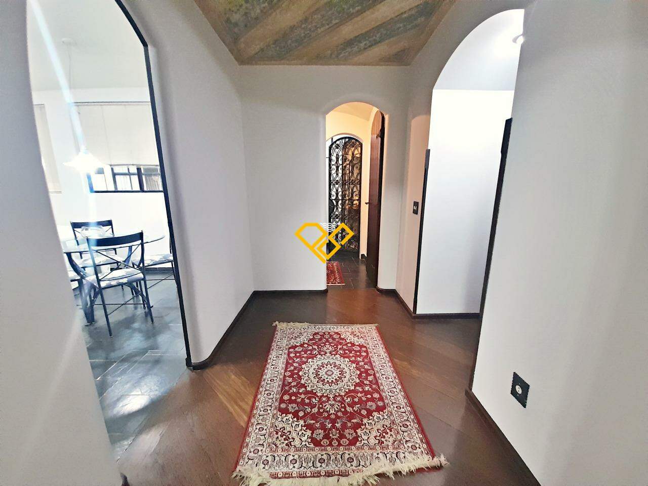 Apartamento à venda no Aparecida: Corrdor central