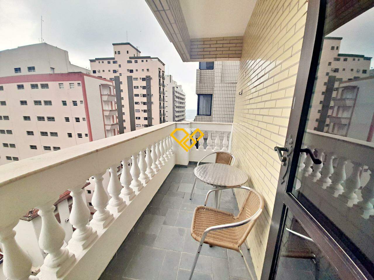 Apartamento à venda no Aparecida: Varanda