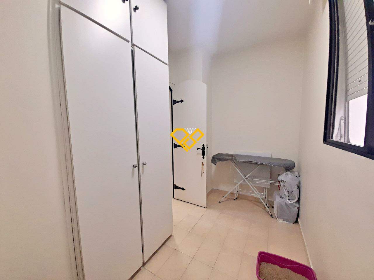 Apartamento à venda no Aparecida: Dependência