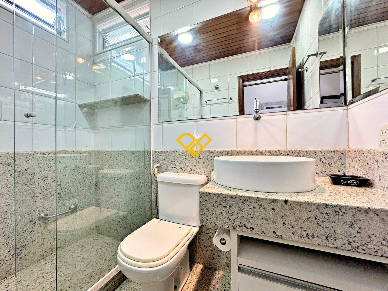 Casa à venda no Ponta da Praia: Wc suíte 3