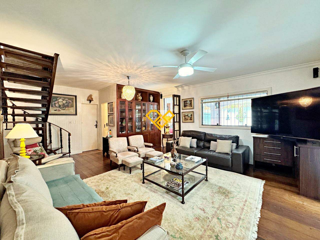 Casa à venda no Ponta da Praia: Sala