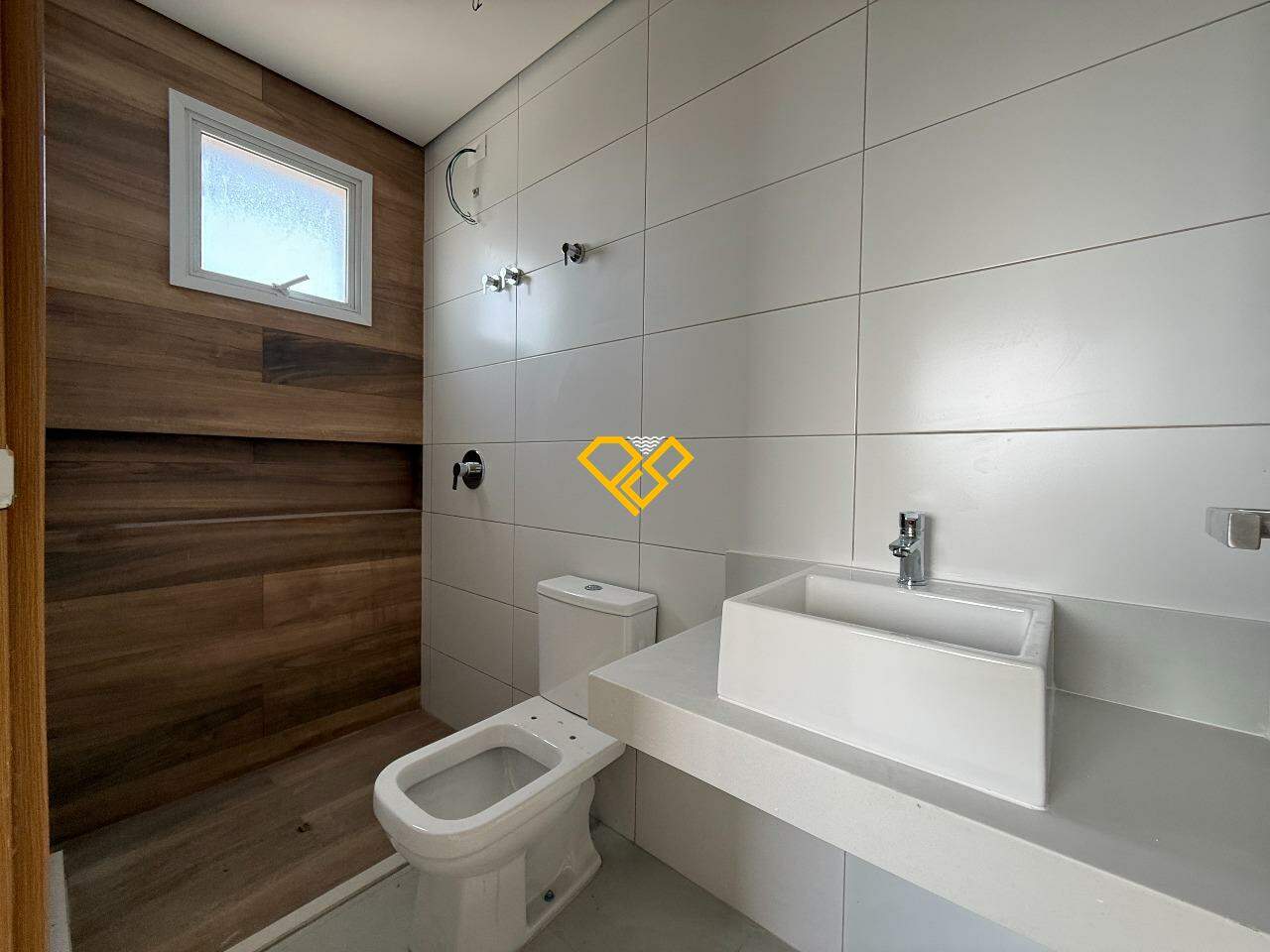 Apartamento à venda no Aparecida: Wc suíte 1